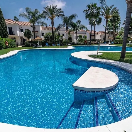 Apartment Costa Del Sol Modern Oasis In Nueva Andalucia Close To Lake La Tortuga Marbella